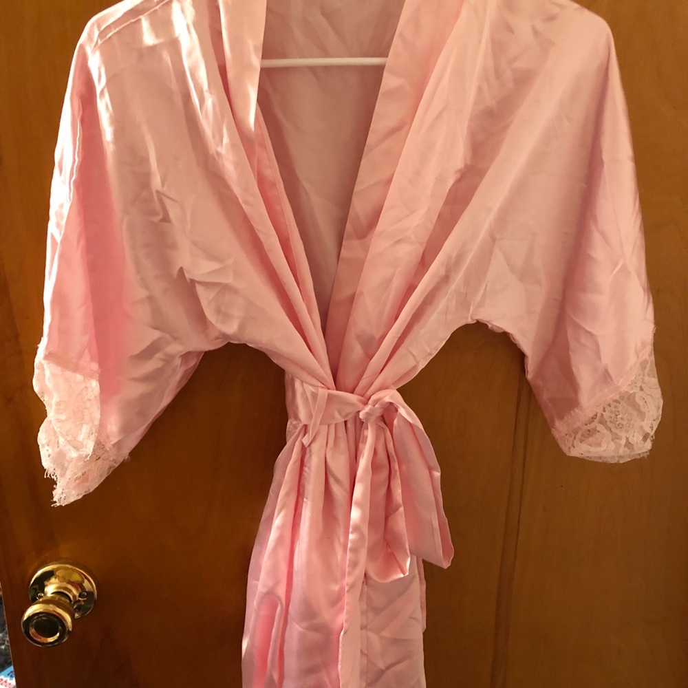 Pink Lace Robe - Picture 2 of 4
